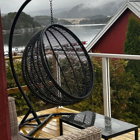 Hus Ved Valsoyfjorden *