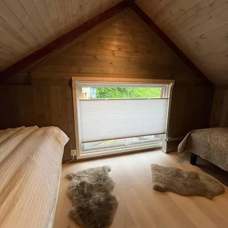 Dom wakacyjny Hus Ved Valsoyfjorden